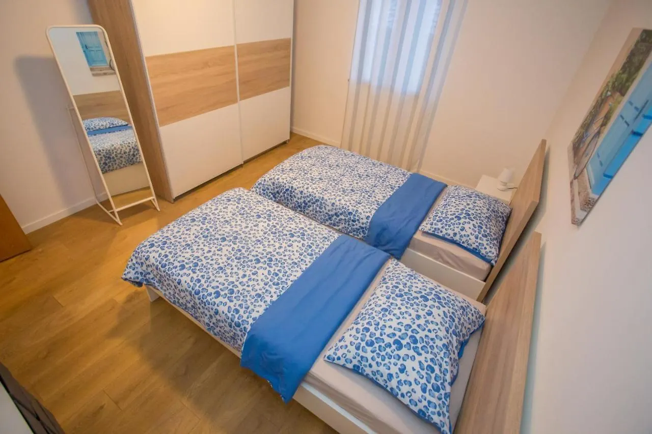 Apartment Ivan 2 Funtana