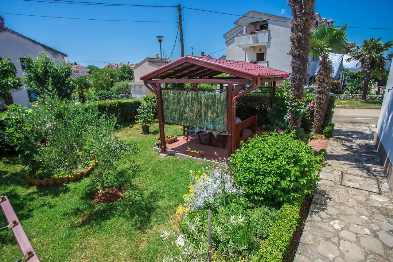 Apartment Ivan 2 Funtana Croatia